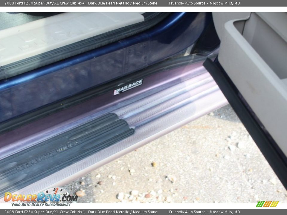 2008 Ford F250 Super Duty XL Crew Cab 4x4 Dark Blue Pearl Metallic / Medium Stone Photo #17