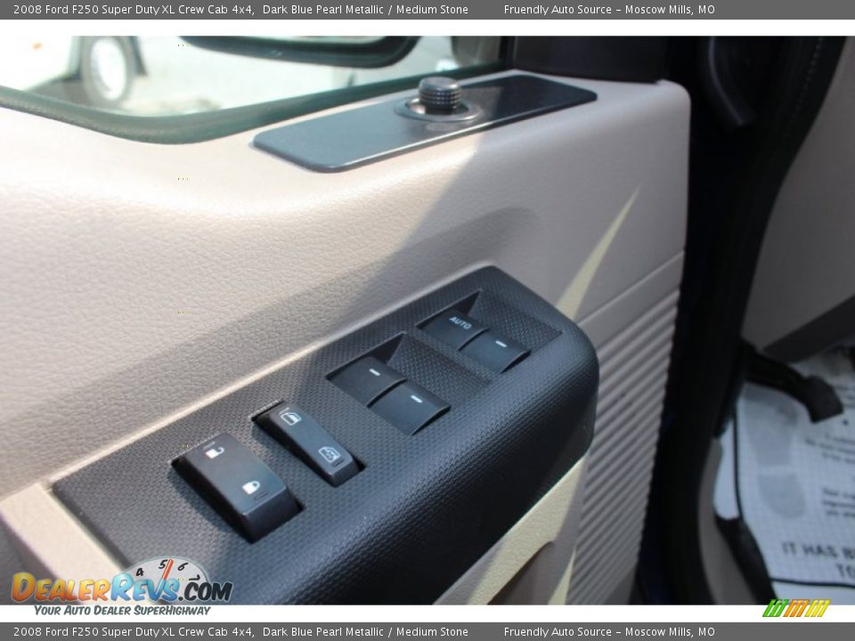 2008 Ford F250 Super Duty XL Crew Cab 4x4 Dark Blue Pearl Metallic / Medium Stone Photo #30
