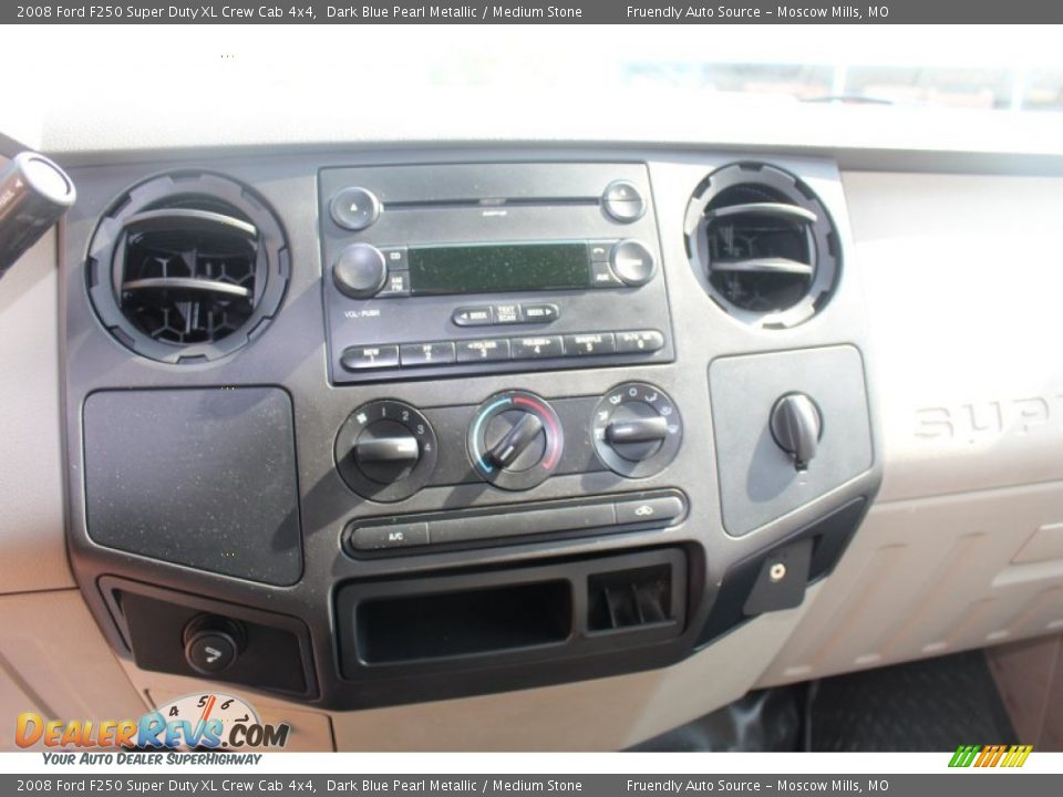 2008 Ford F250 Super Duty XL Crew Cab 4x4 Dark Blue Pearl Metallic / Medium Stone Photo #33