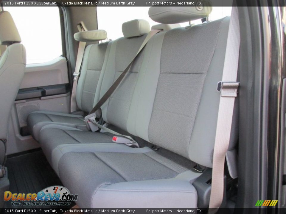 2015 Ford F150 XL SuperCab Tuxedo Black Metallic / Medium Earth Gray Photo #18