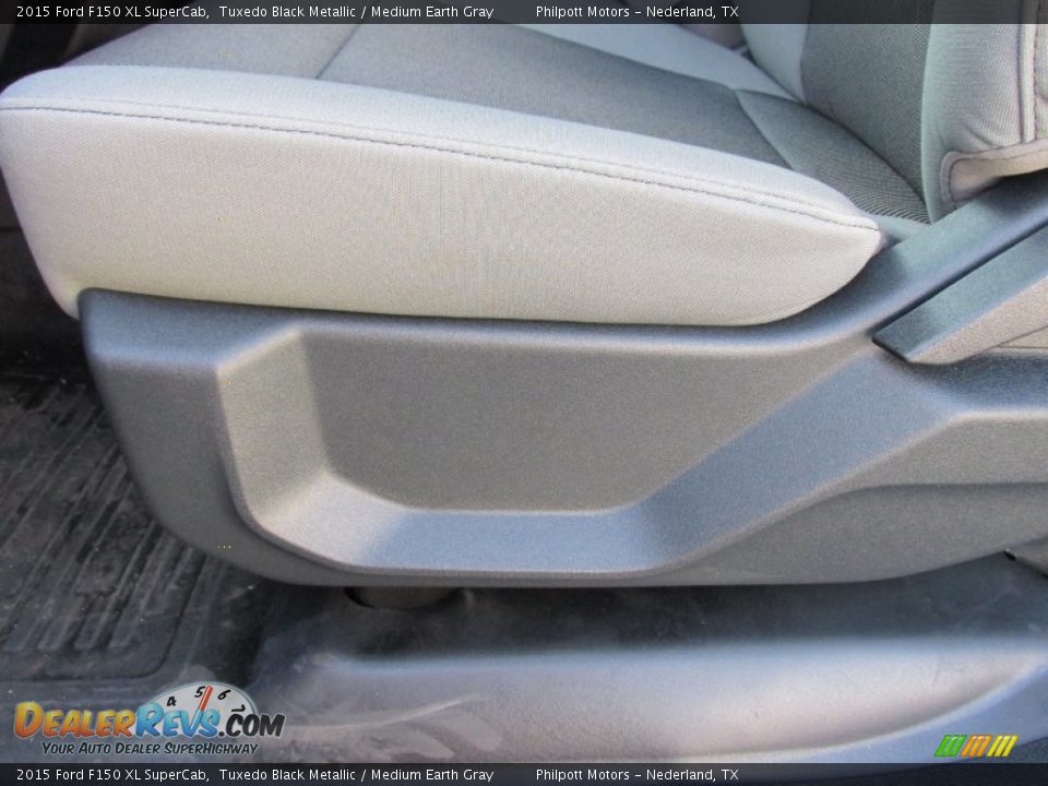 2015 Ford F150 XL SuperCab Tuxedo Black Metallic / Medium Earth Gray Photo #22