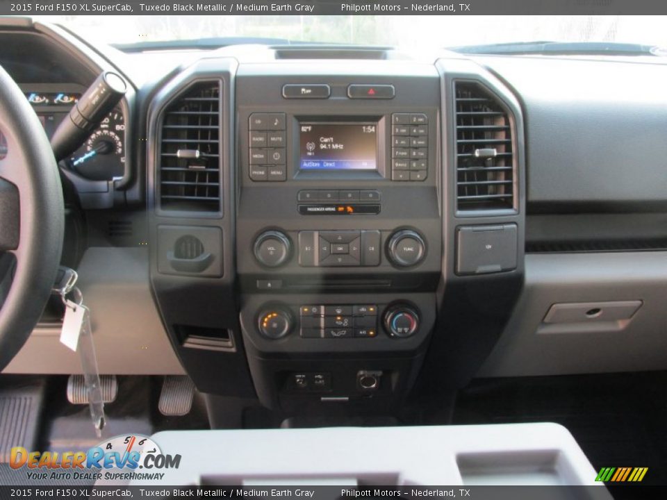 2015 Ford F150 XL SuperCab Tuxedo Black Metallic / Medium Earth Gray Photo #24