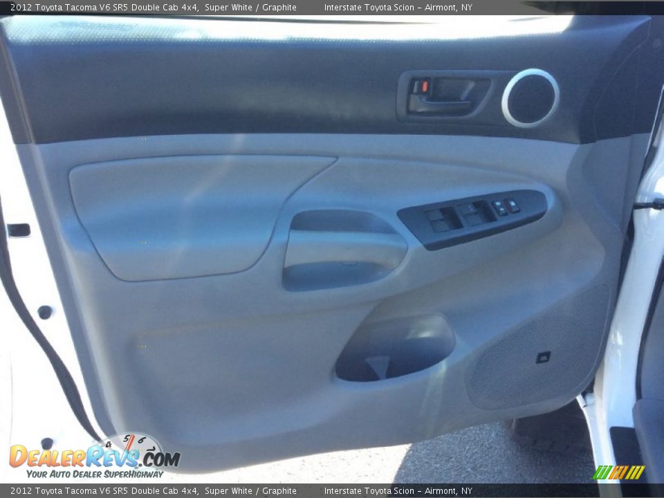 2012 Toyota Tacoma V6 SR5 Double Cab 4x4 Super White / Graphite Photo #7