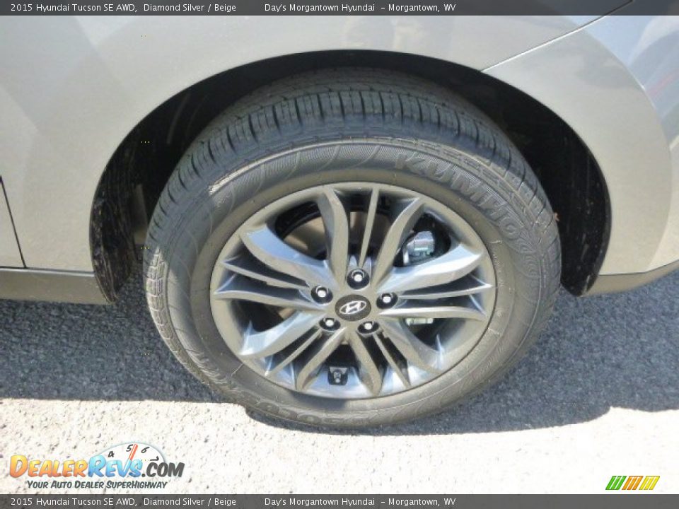 2015 Hyundai Tucson SE AWD Diamond Silver / Beige Photo #2