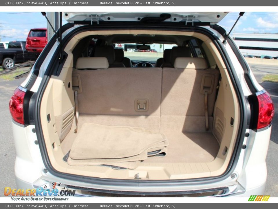 2012 Buick Enclave AWD White Opal / Cashmere Photo #22