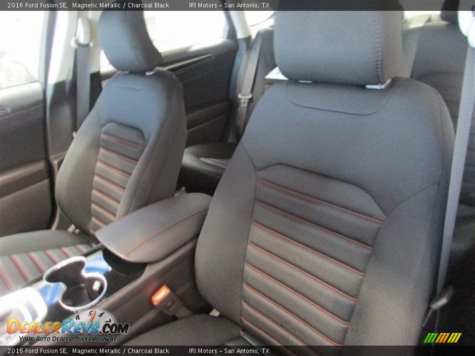 2016 Ford Fusion SE Magnetic Metallic / Charcoal Black Photo #7