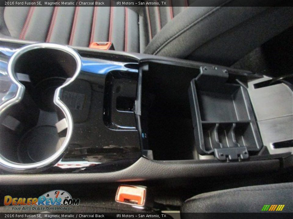 2016 Ford Fusion SE Magnetic Metallic / Charcoal Black Photo #21
