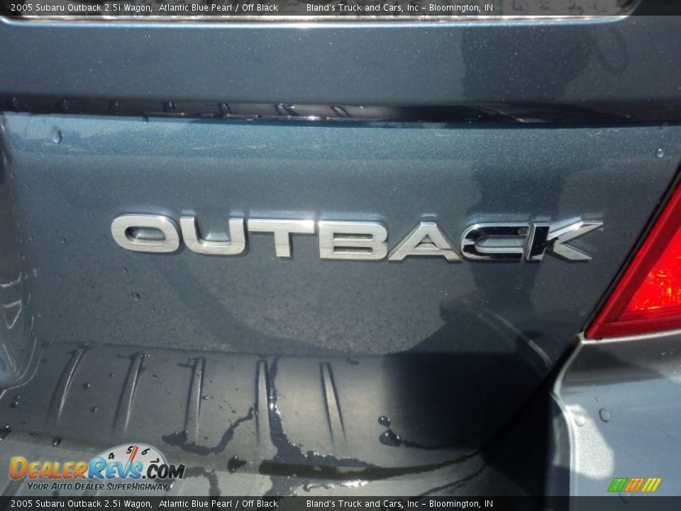 2005 Subaru Outback 2.5i Wagon Atlantic Blue Pearl / Off Black Photo #24