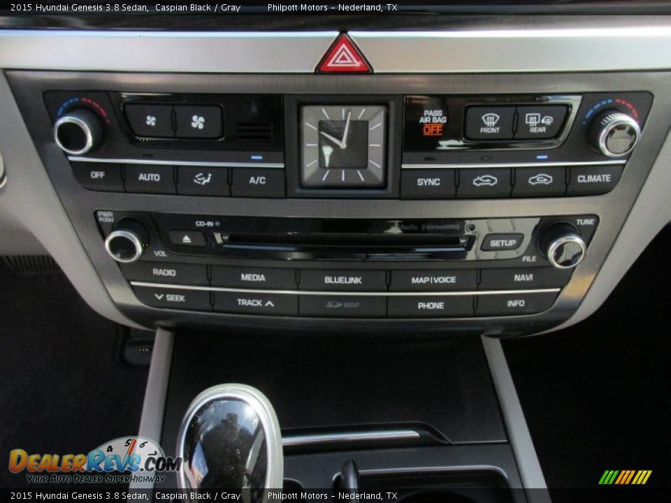 2015 Hyundai Genesis 3.8 Sedan Caspian Black / Gray Photo #26