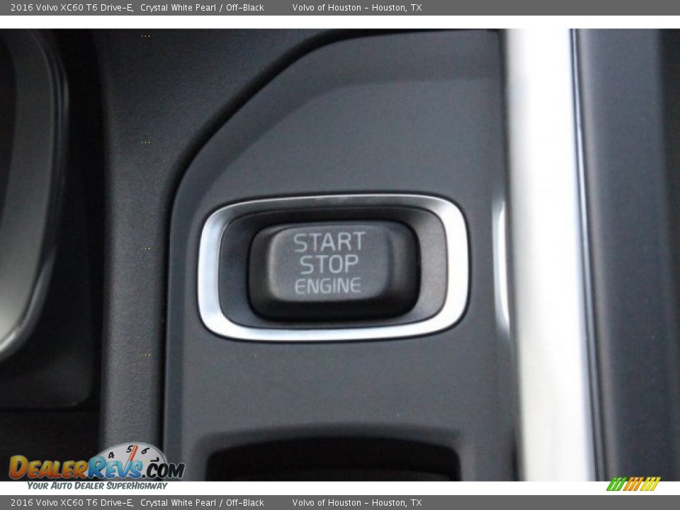 2016 Volvo XC60 T6 Drive-E Crystal White Pearl / Off-Black Photo #15