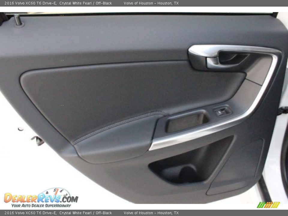 2016 Volvo XC60 T6 Drive-E Crystal White Pearl / Off-Black Photo #27