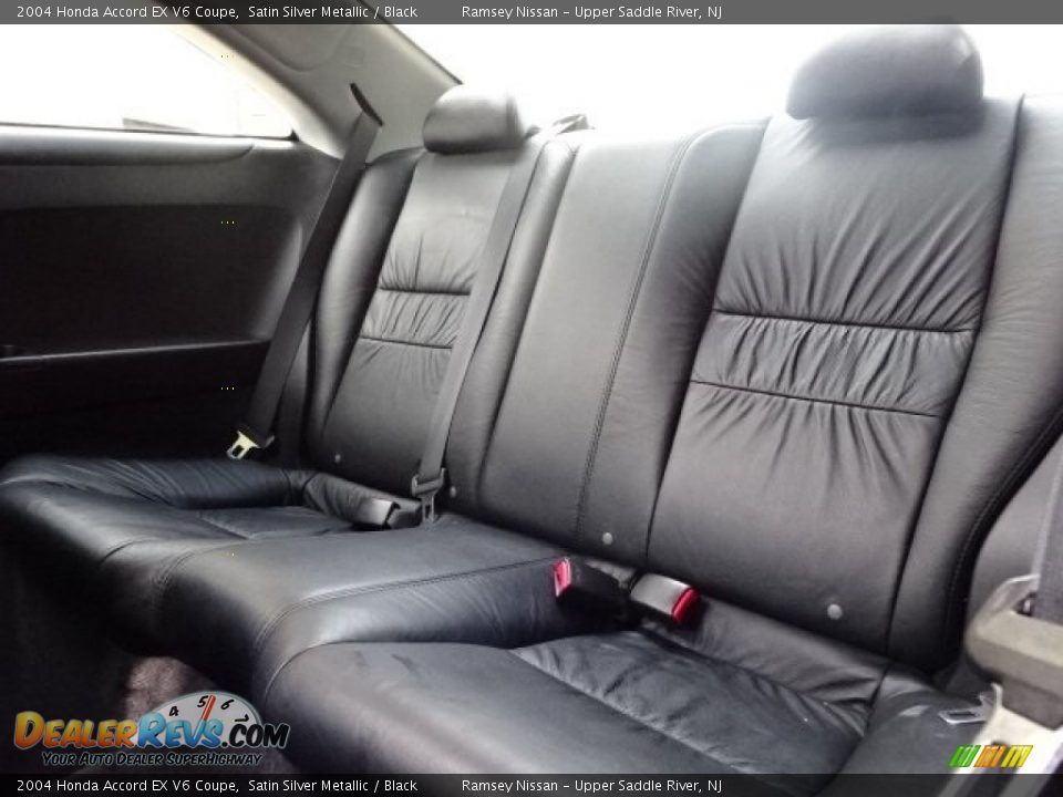 2004 Honda Accord EX V6 Coupe Satin Silver Metallic / Black Photo #15