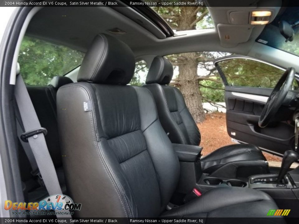 2004 Honda Accord EX V6 Coupe Satin Silver Metallic / Black Photo #18