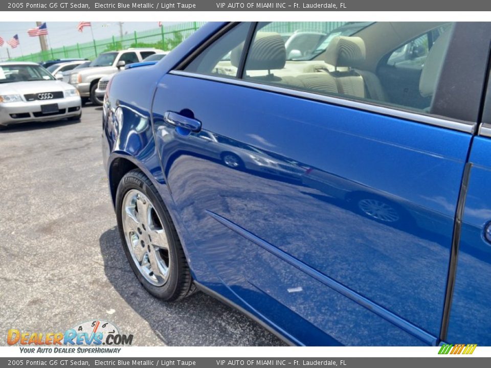 2005 Pontiac G6 GT Sedan Electric Blue Metallic / Light Taupe Photo #36