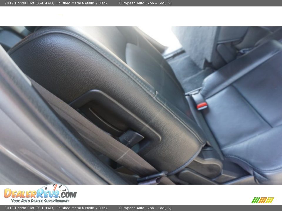 2012 Honda Pilot EX-L 4WD Polished Metal Metallic / Black Photo #21