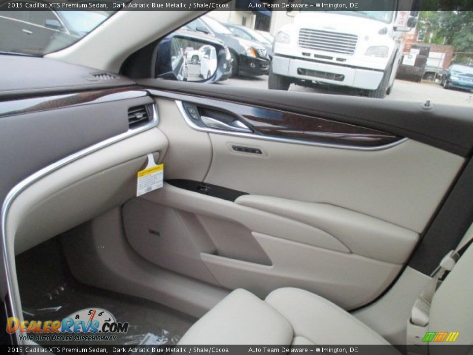 2015 Cadillac XTS Premium Sedan Dark Adriatic Blue Metallic / Shale/Cocoa Photo #7