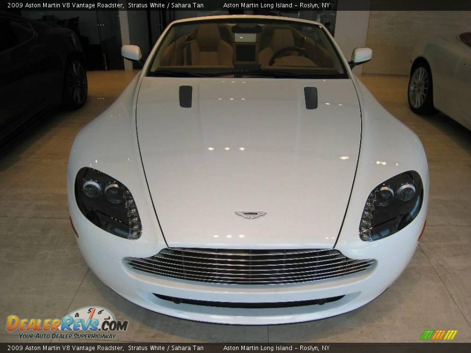 2009 Aston Martin V8 Vantage Roadster Stratus White / Sahara Tan Photo #2