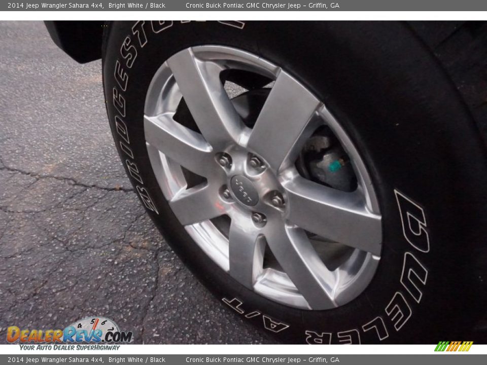 2014 Jeep Wrangler Sahara 4x4 Bright White / Black Photo #13