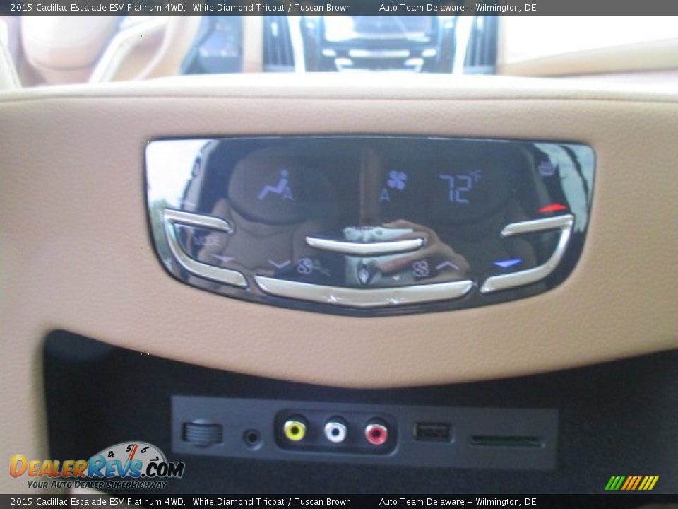 Controls of 2015 Cadillac Escalade ESV Platinum 4WD Photo #21