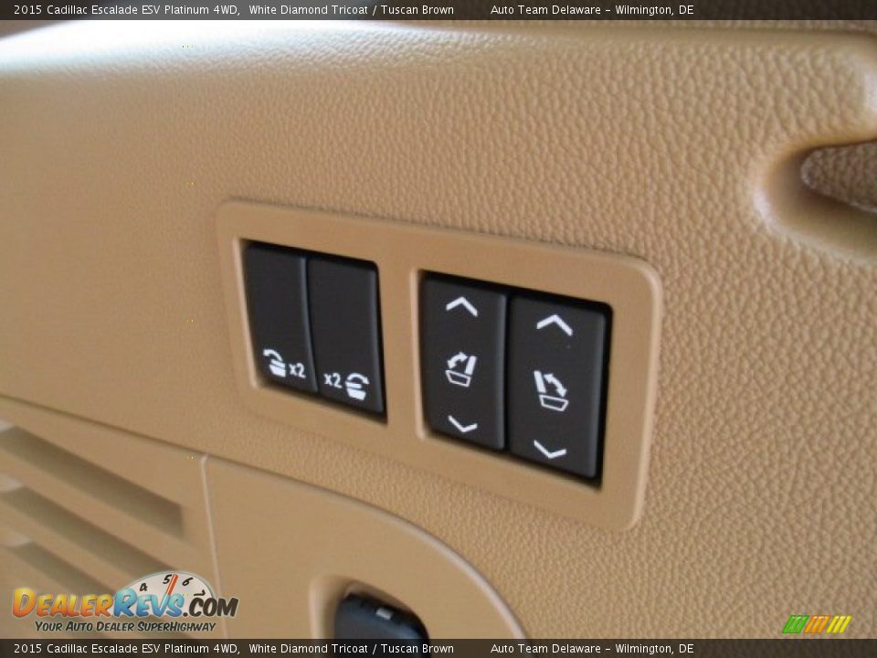 Controls of 2015 Cadillac Escalade ESV Platinum 4WD Photo #25