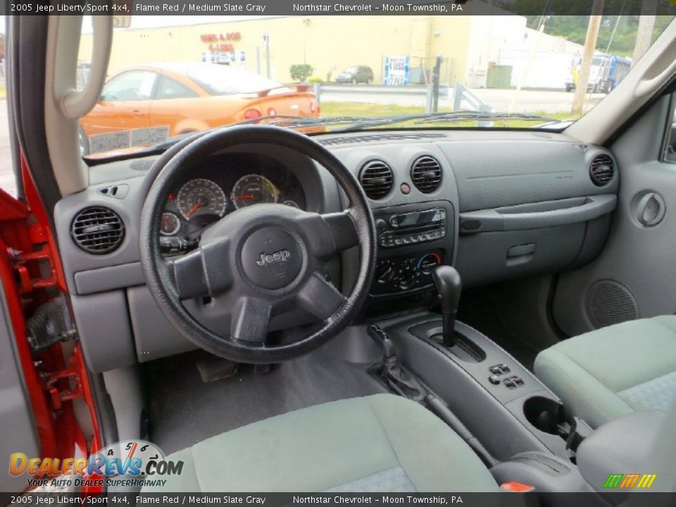 2005 Jeep Liberty Sport 4x4 Flame Red / Medium Slate Gray Photo #11