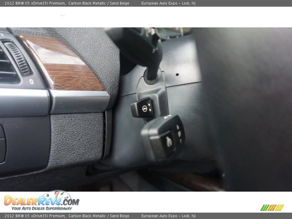2012 BMW X5 xDrive35i Premium Carbon Black Metallic / Sand Beige Photo #28