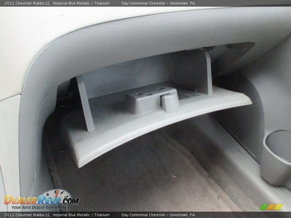 2011 Chevrolet Malibu LS Imperial Blue Metallic / Titanium Photo #32