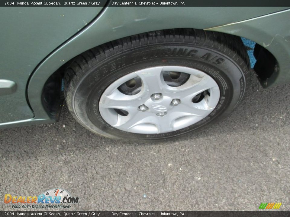 2004 Hyundai Accent GL Sedan Quartz Green / Gray Photo #3
