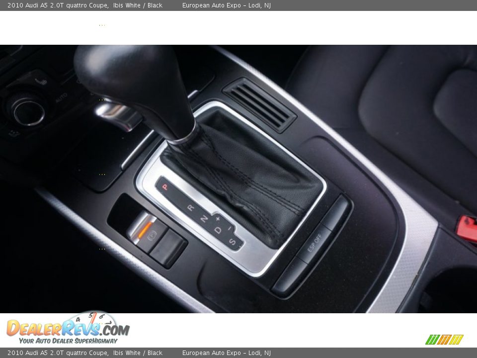 2010 Audi A5 2.0T quattro Coupe Ibis White / Black Photo #30