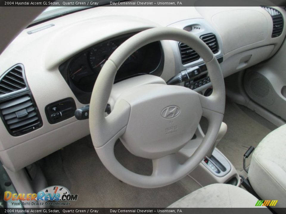 2004 Hyundai Accent GL Sedan Quartz Green / Gray Photo #23