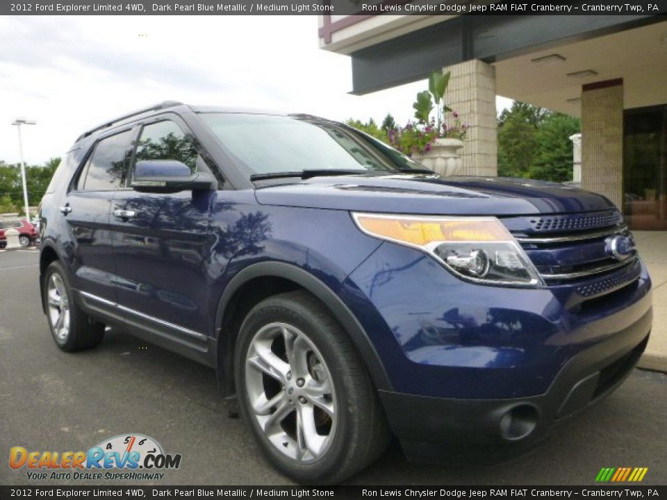 Front 3/4 View of 2012 Ford Explorer Limited 4WD Photo #3
