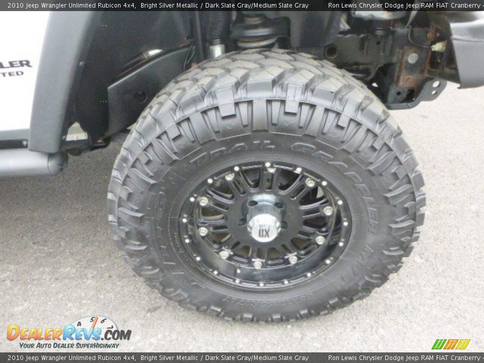 2010 Jeep Wrangler Unlimited Rubicon 4x4 Bright Silver Metallic / Dark Slate Gray/Medium Slate Gray Photo #2