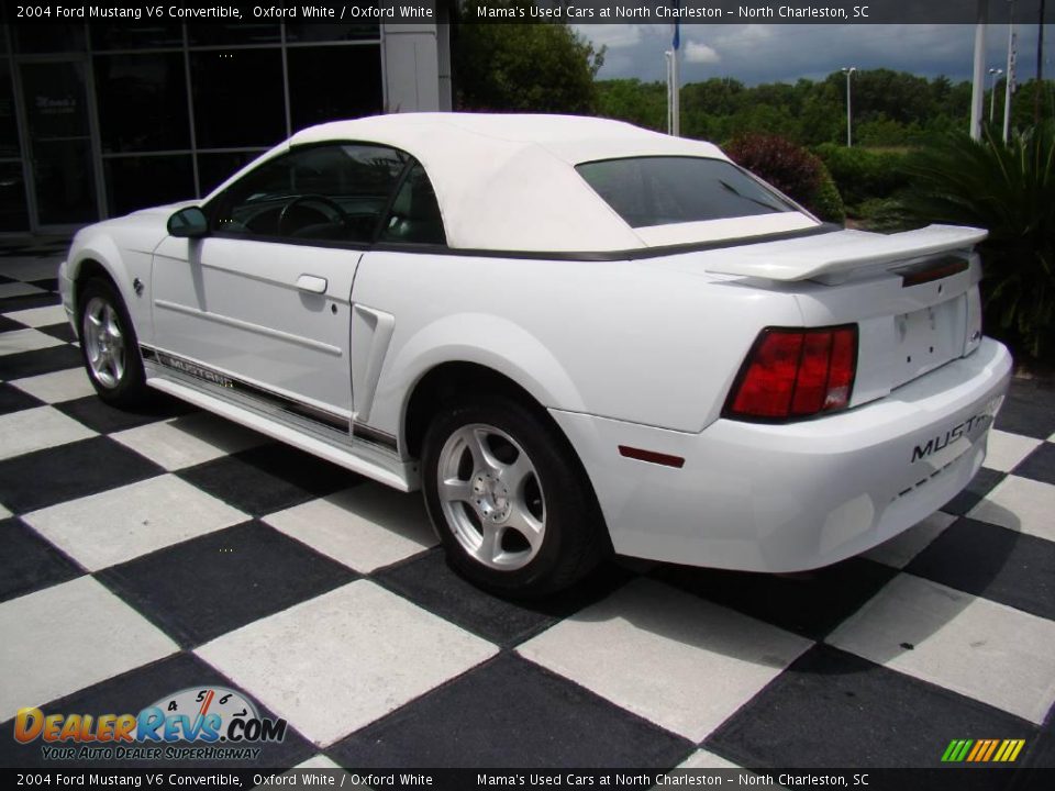 2004 Ford Mustang V6 Convertible Oxford White / Oxford White Photo #3