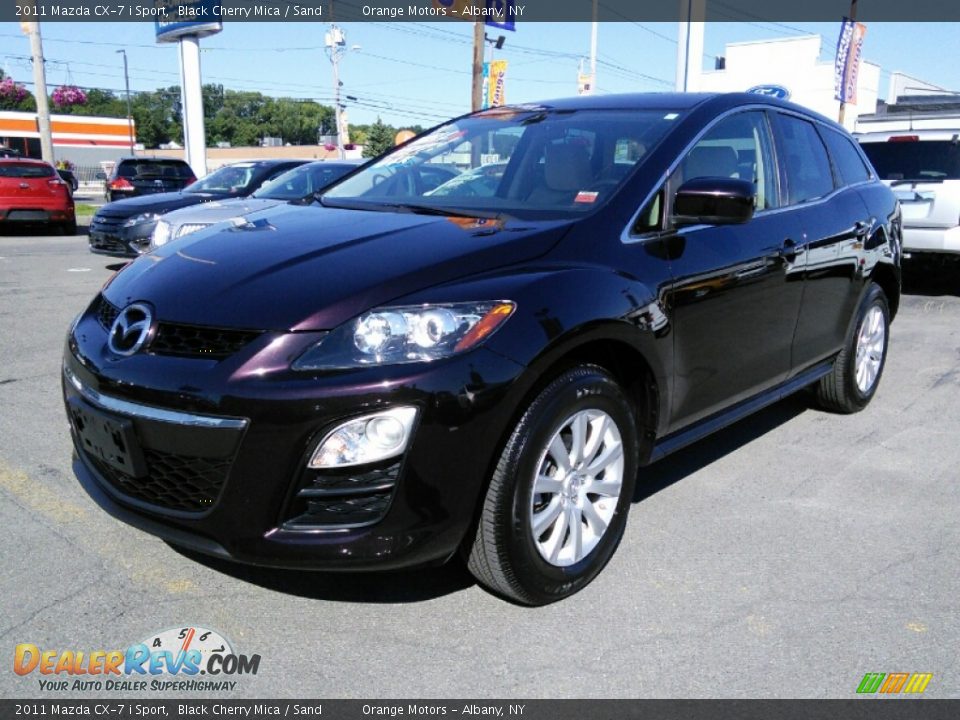 Front 3/4 View of 2011 Mazda CX-7 i Sport Photo #3
