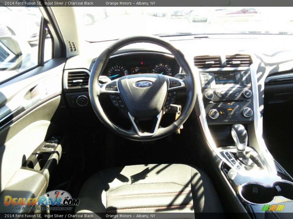 2014 Ford Fusion SE Ingot Silver / Charcoal Black Photo #9
