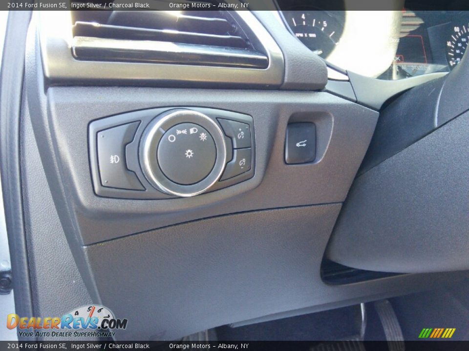 2014 Ford Fusion SE Ingot Silver / Charcoal Black Photo #15