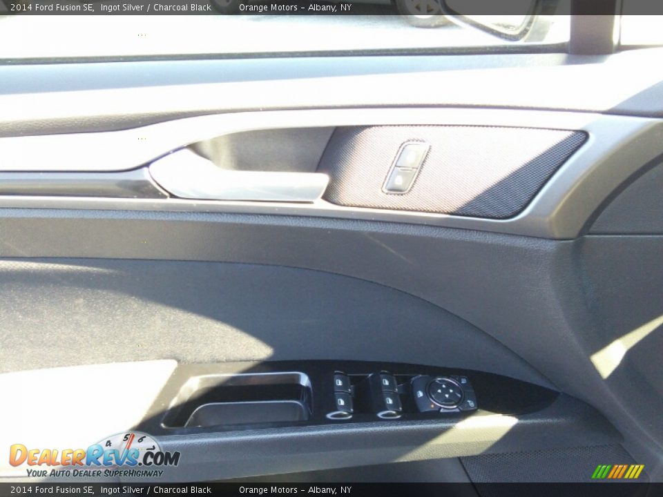 2014 Ford Fusion SE Ingot Silver / Charcoal Black Photo #16