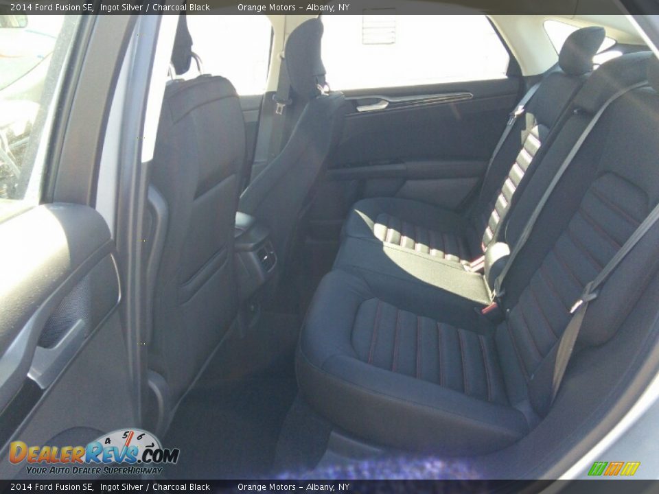 2014 Ford Fusion SE Ingot Silver / Charcoal Black Photo #17