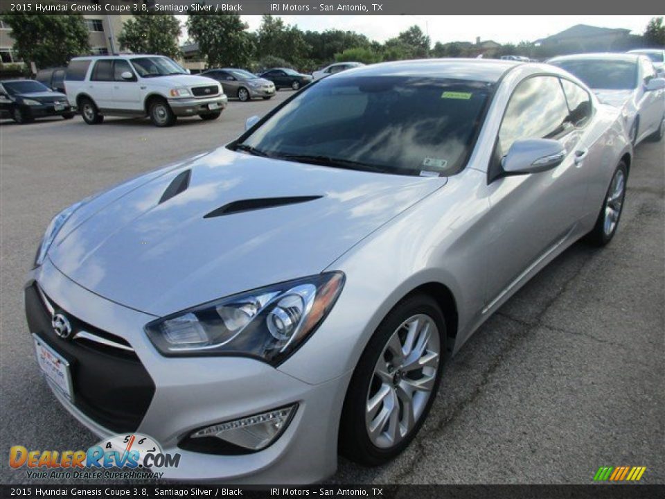 Front 3/4 View of 2015 Hyundai Genesis Coupe 3.8 Photo #2