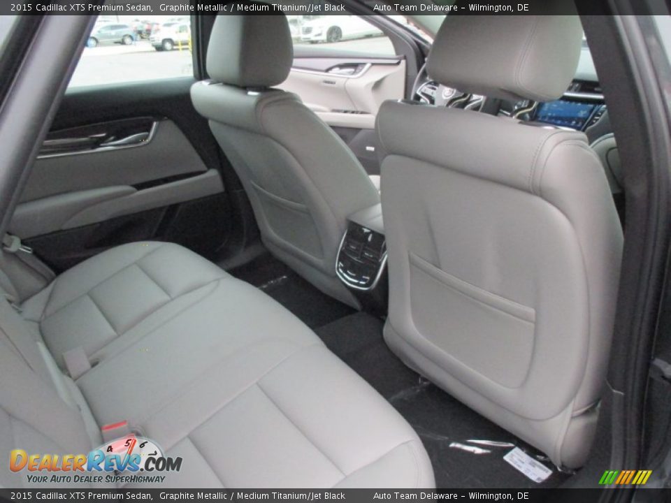 Rear Seat of 2015 Cadillac XTS Premium Sedan Photo #8