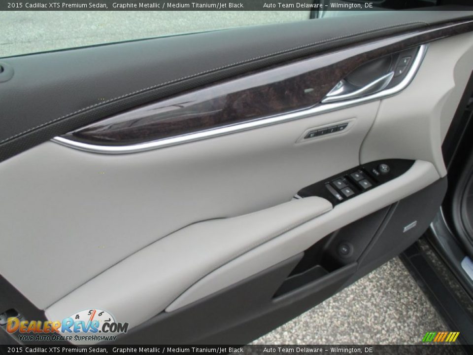 2015 Cadillac XTS Premium Sedan Graphite Metallic / Medium Titanium/Jet Black Photo #12