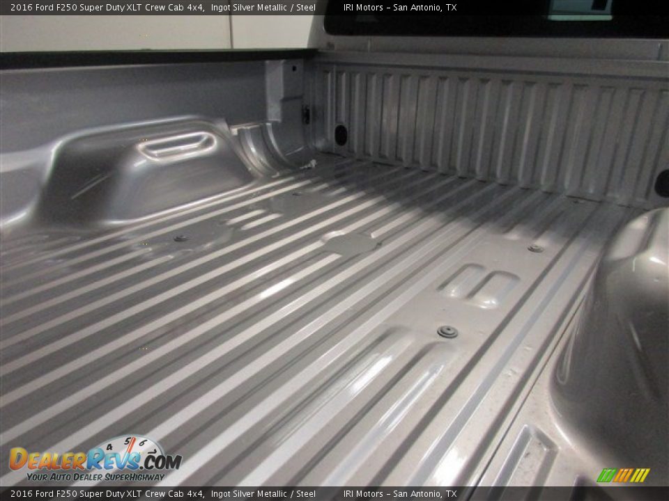 2016 Ford F250 Super Duty XLT Crew Cab 4x4 Ingot Silver Metallic / Steel Photo #8