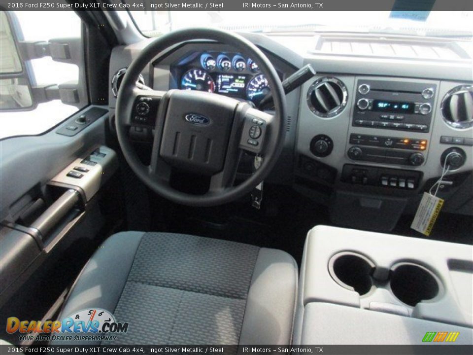 2016 Ford F250 Super Duty XLT Crew Cab 4x4 Ingot Silver Metallic / Steel Photo #13