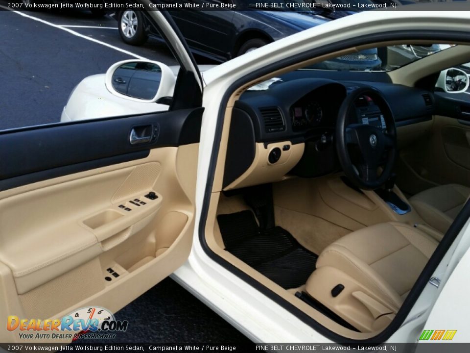 2007 Volkswagen Jetta Wolfsburg Edition Sedan Campanella White / Pure Beige Photo #17