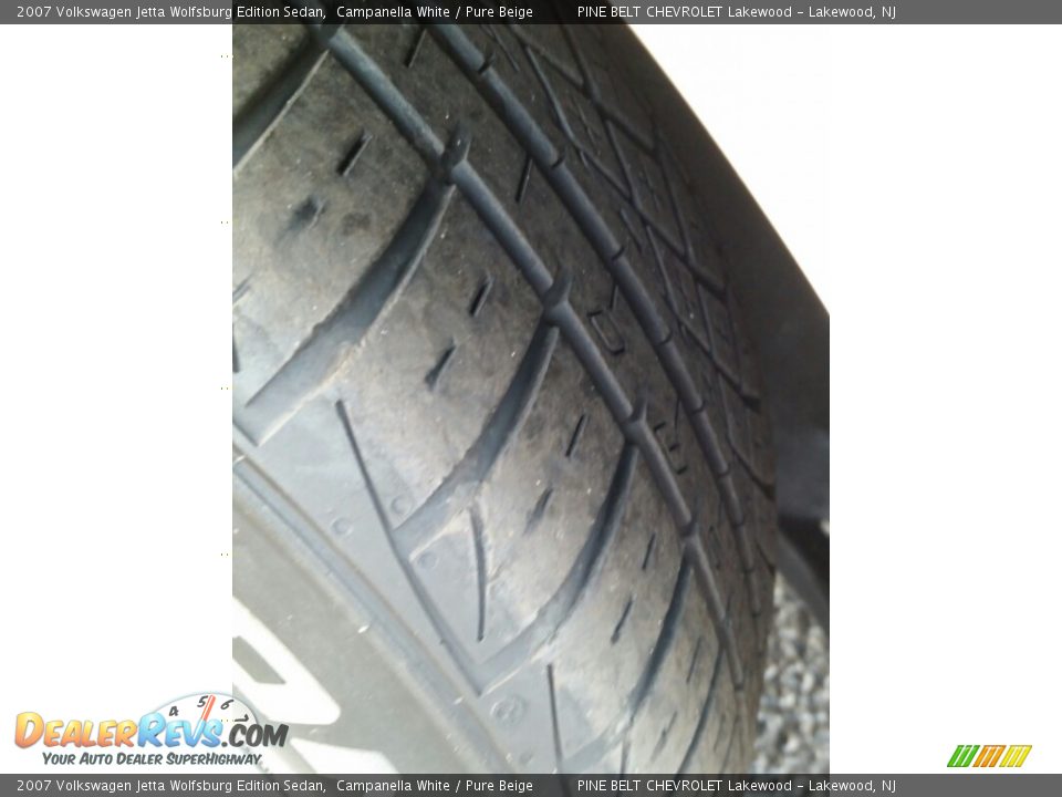 2007 Volkswagen Jetta Wolfsburg Edition Sedan Campanella White / Pure Beige Photo #25