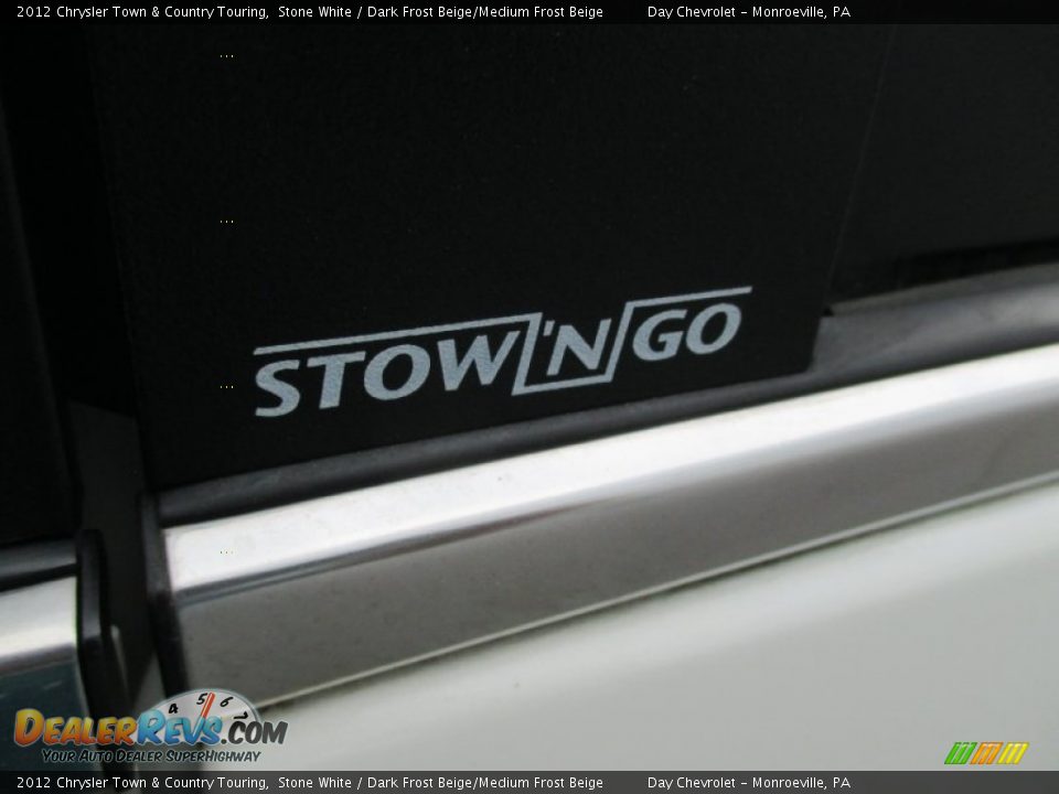 2012 Chrysler Town & Country Touring Stone White / Dark Frost Beige/Medium Frost Beige Photo #13