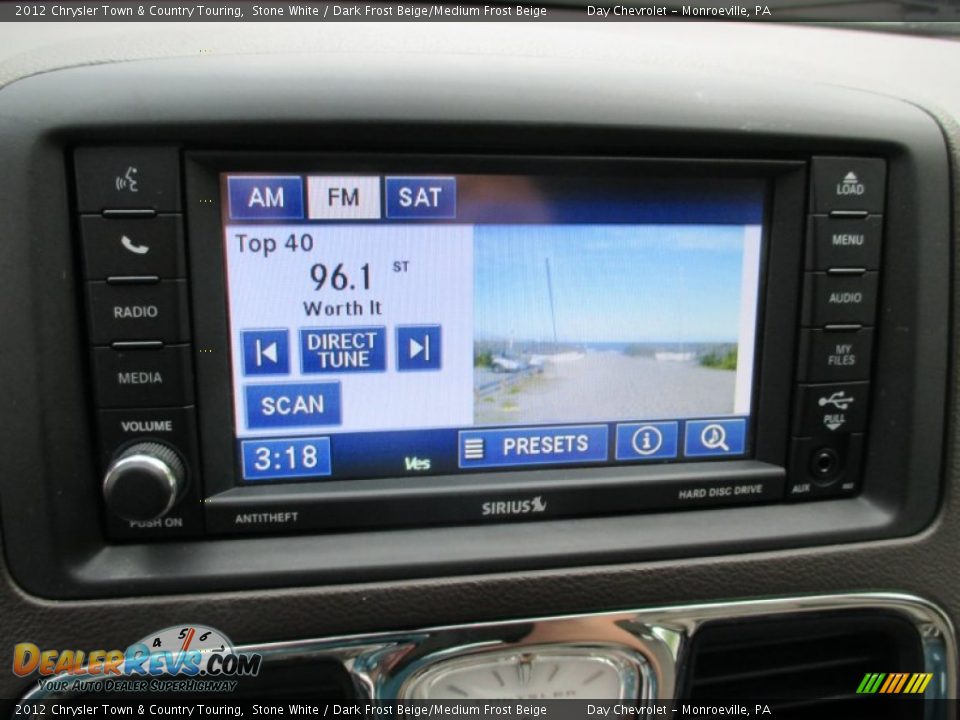 2012 Chrysler Town & Country Touring Stone White / Dark Frost Beige/Medium Frost Beige Photo #25