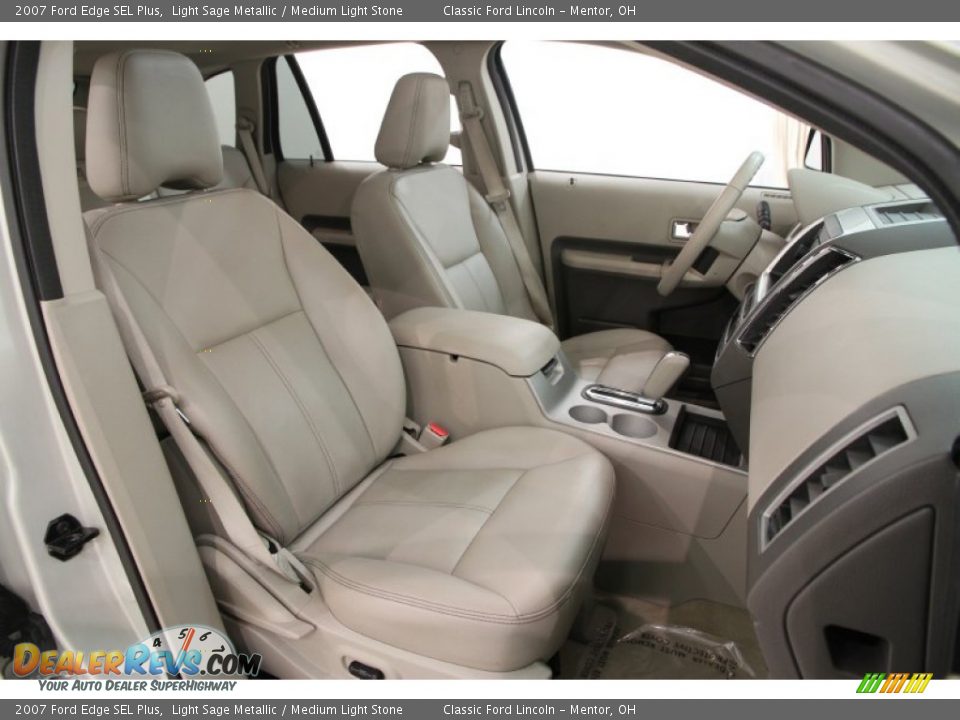 Front Seat of 2007 Ford Edge SEL Plus Photo #10