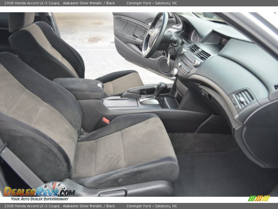 2008 Honda Accord LX-S Coupe Alabaster Silver Metallic / Black Photo #14