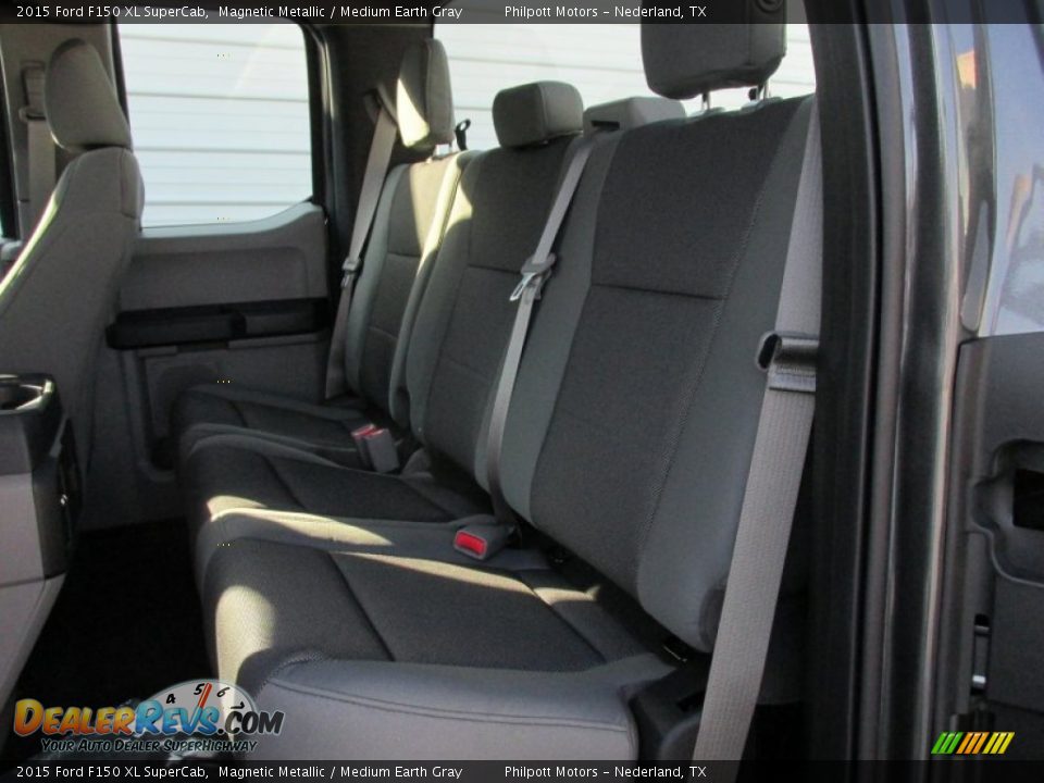 2015 Ford F150 XL SuperCab Magnetic Metallic / Medium Earth Gray Photo #19